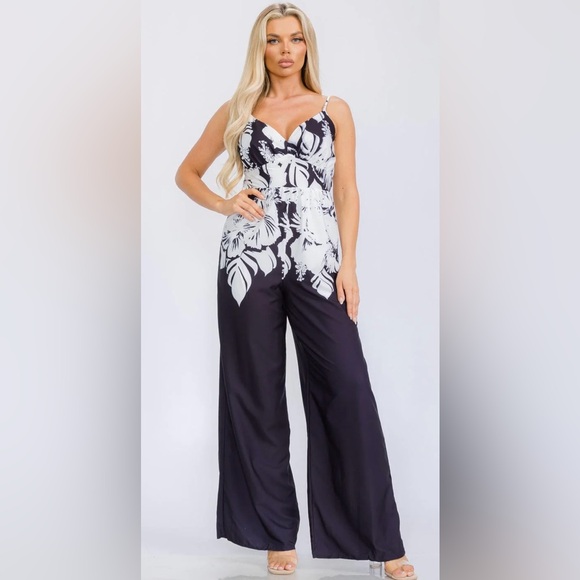 Pants - Black White Abstract Print Wide-Leg Jumpsuit Boutique Chic